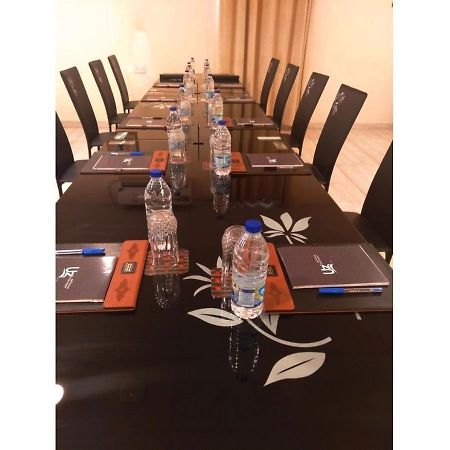 Tanuf Residency Hotel Νάζουα Εξωτερικό φωτογραφία
