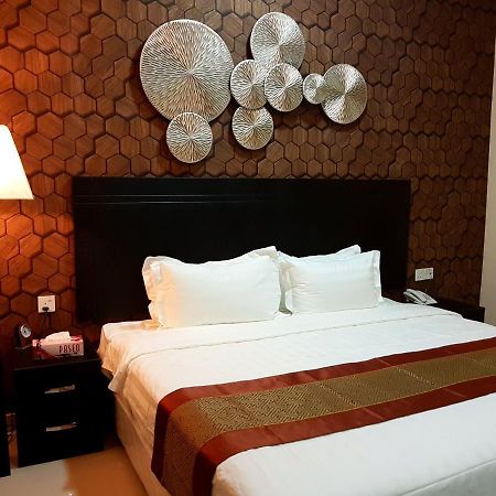 Tanuf Residency Hotel Νάζουα Εξωτερικό φωτογραφία
