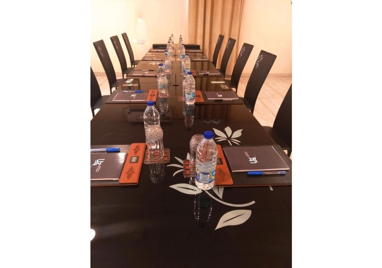 Tanuf Residency Hotel Νάζουα Εξωτερικό φωτογραφία