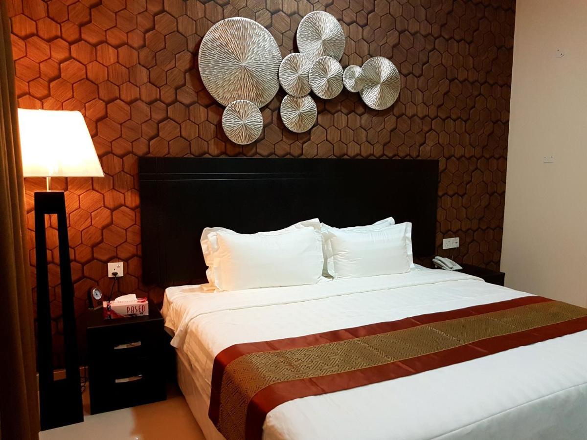 Tanuf Residency Hotel Νάζουα Εξωτερικό φωτογραφία