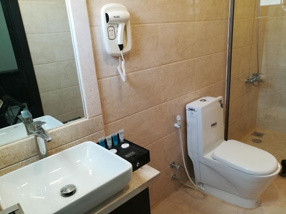 Tanuf Residency Hotel Νάζουα Εξωτερικό φωτογραφία